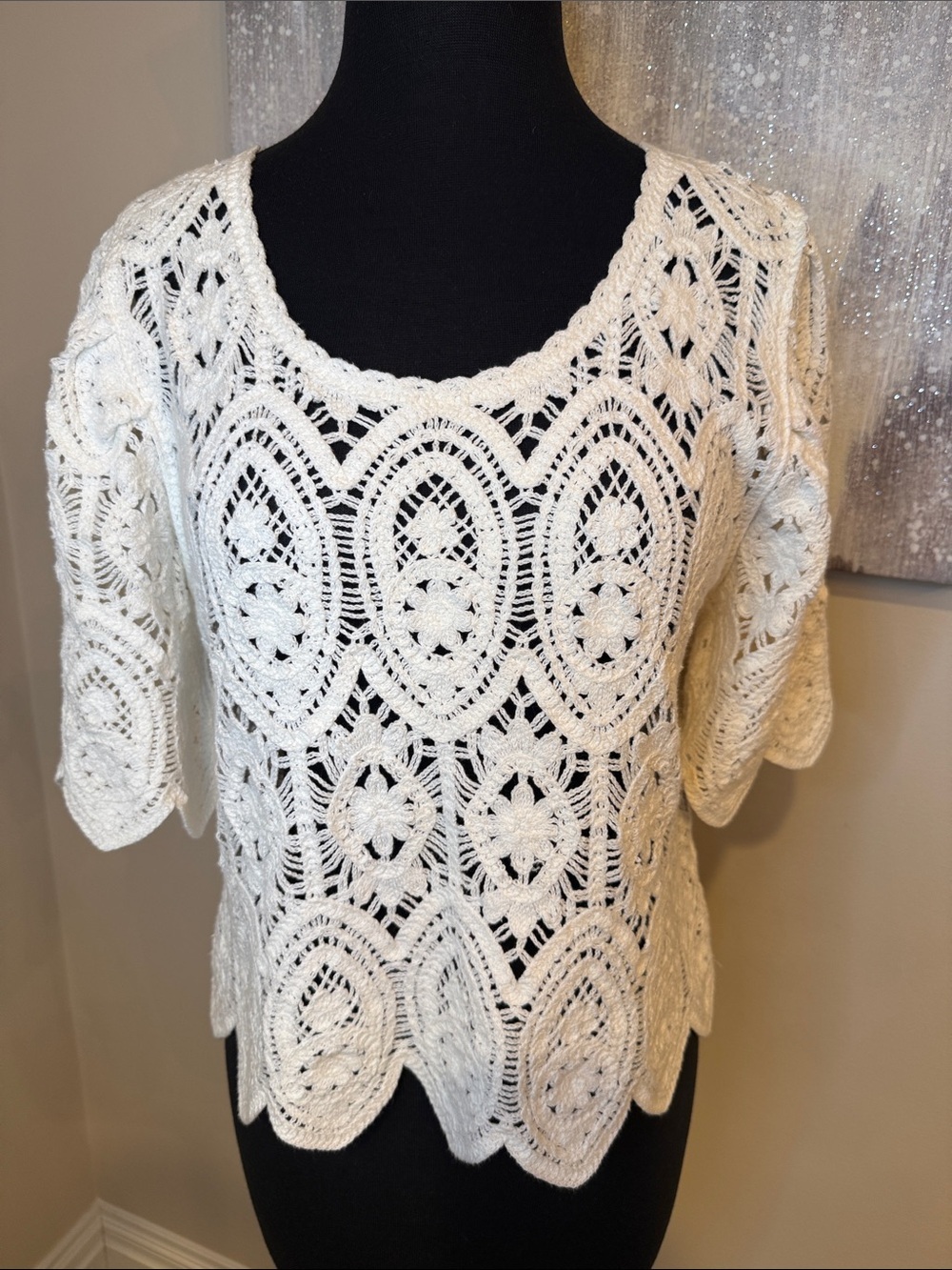 Women's White Crochet Lace Short Sleeve Top size small